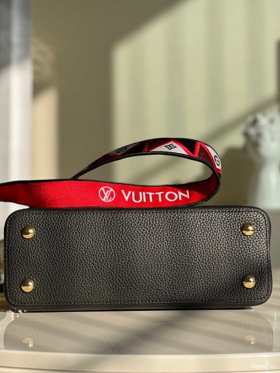 WIS MM VUITTON LOUIS CAPUCINES 0318